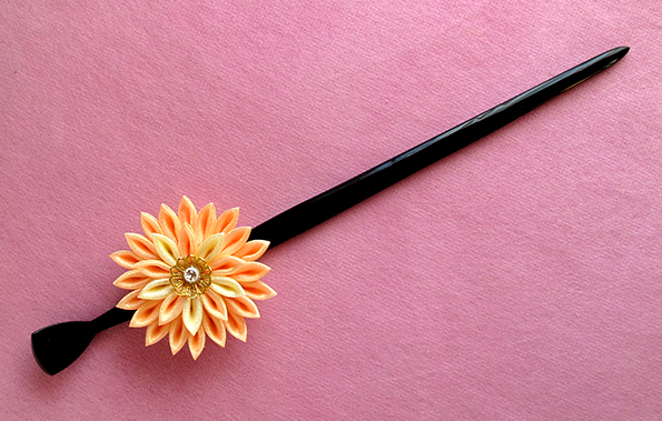 orange hira kanzashi